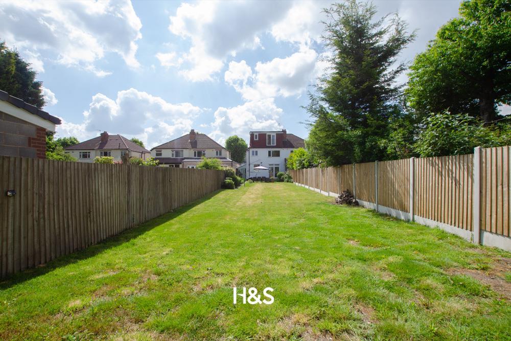 103 cropthorne road - rear gar.jpg