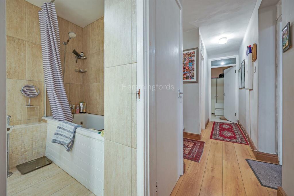 06-8dc881175 VM HMF 43 NORTHAMPTON ST N1 2HX_7418-