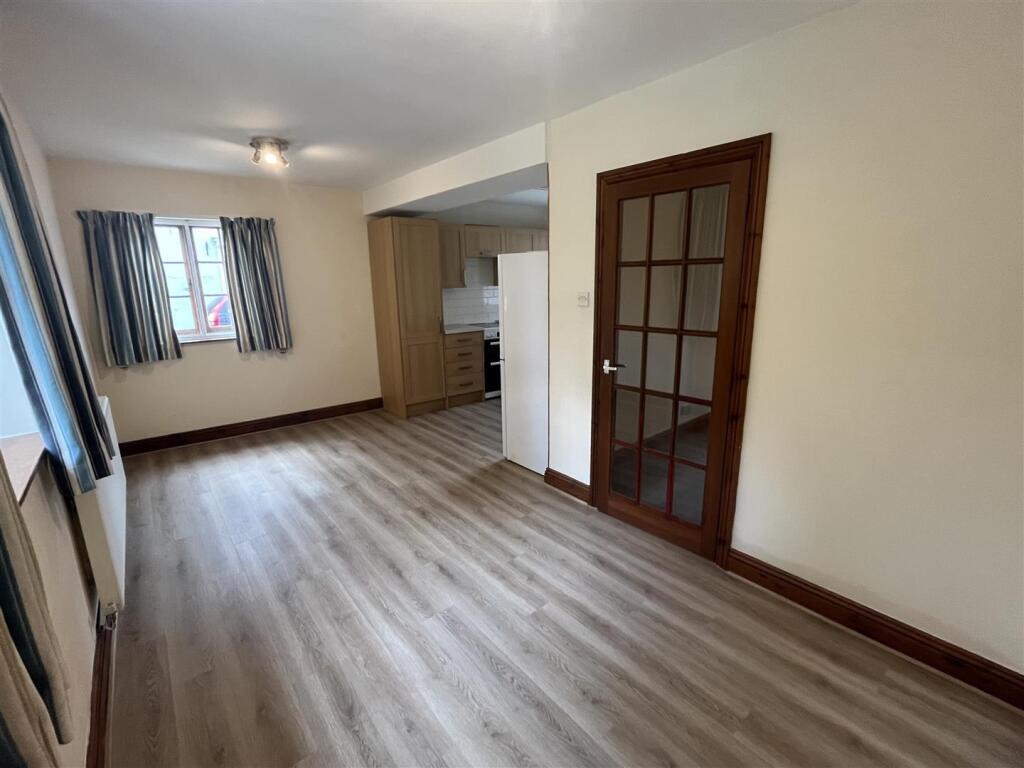 Kitchen/Dinning room