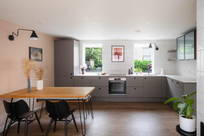 Kitchen/Dining Area