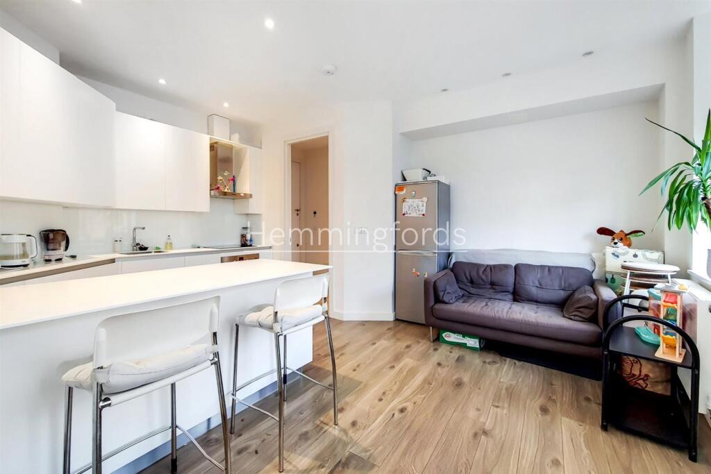 Rundell Crescent, Hendon, NW4