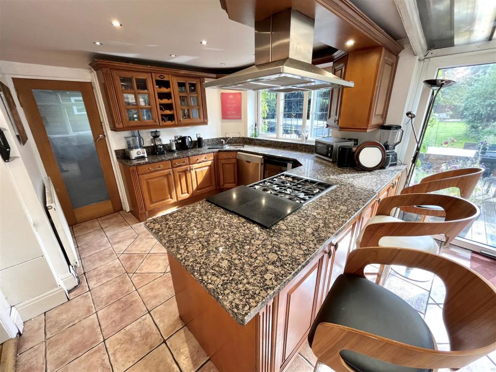Dining Kitchen Aspect 3.jpg