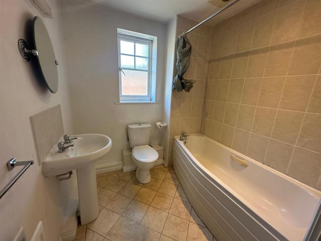 Bathroom.jpeg
