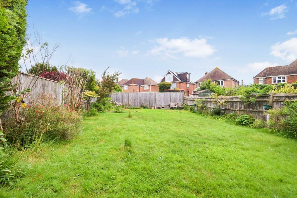 rear garden..jpg