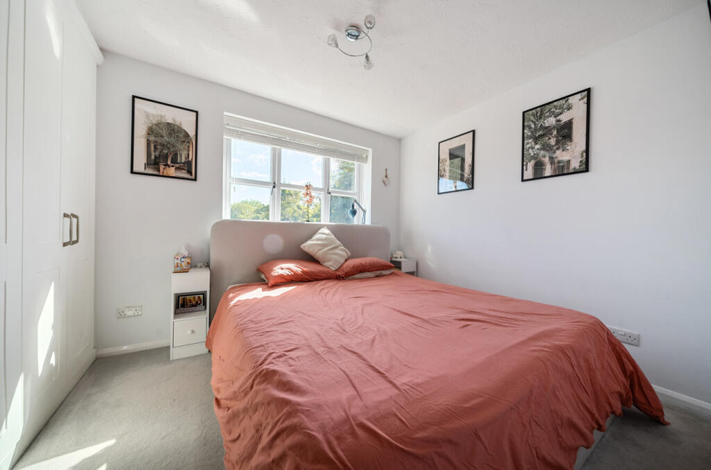 1324816-35-687782...