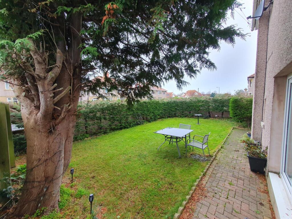 18 Pembroke Avenue 1.jpg