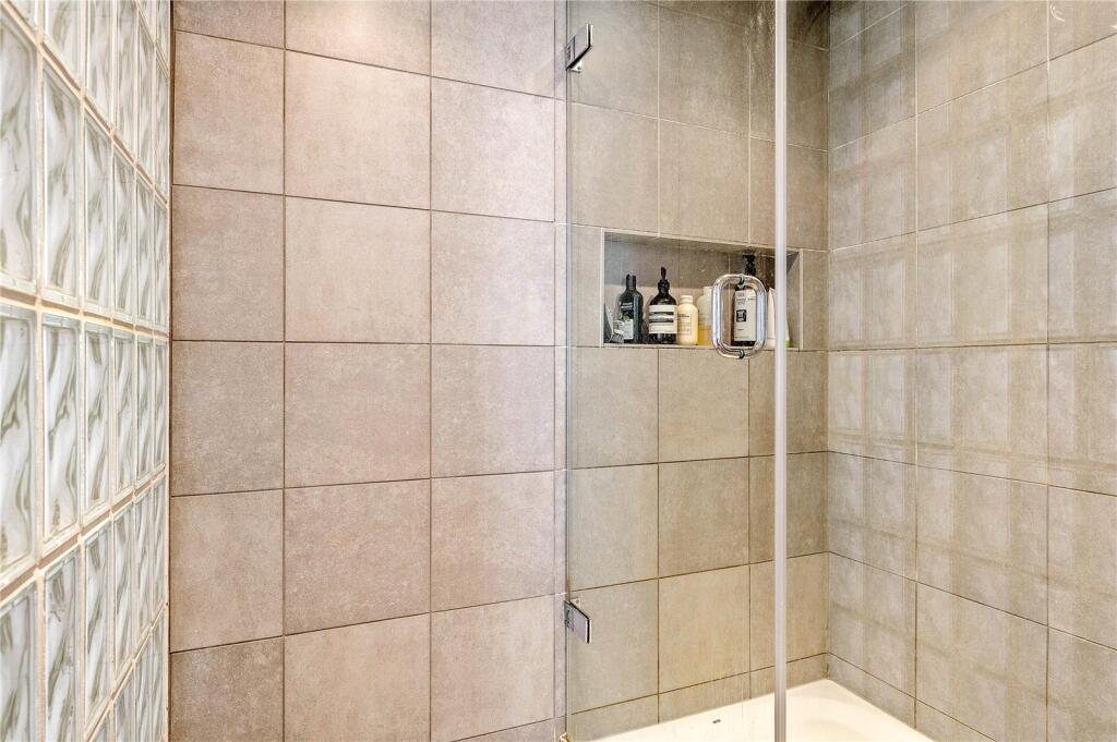 Ensuite Shower