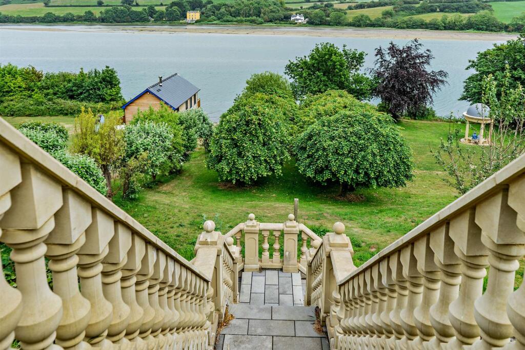 Gardens and river views