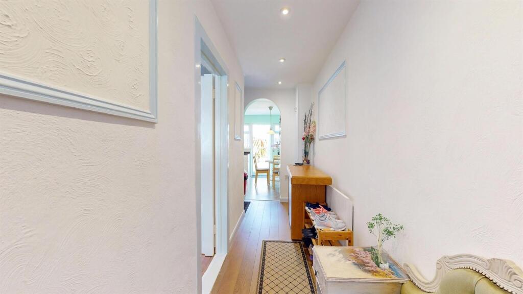 68440300018f0f52e2ce30b6_52eb413955e91bab154ea9510