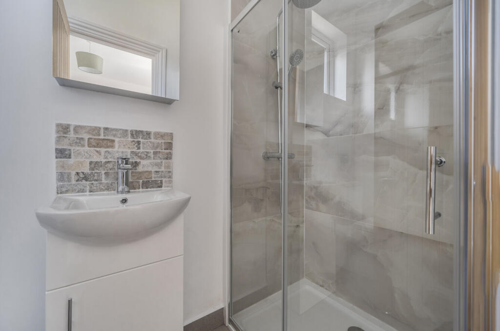 1341562-6-689ef3d...