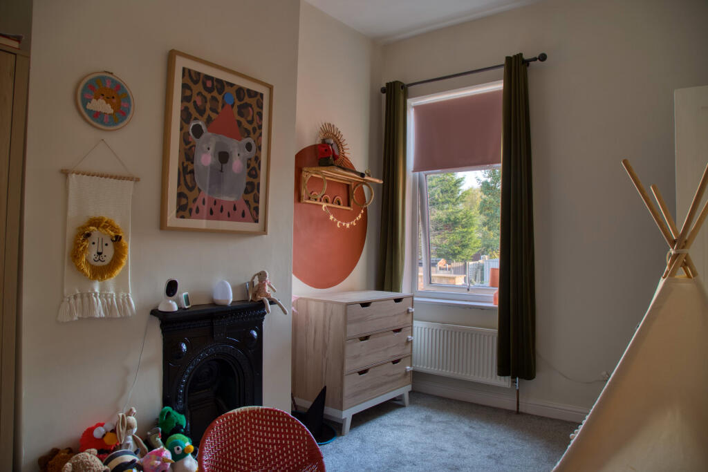 Second bedroom.jpg