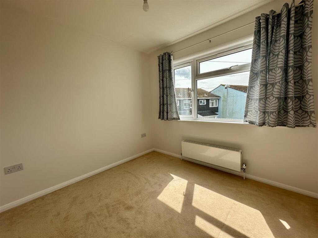 Bedroom 2.jpeg