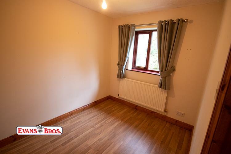 REAR BEDROOM 2