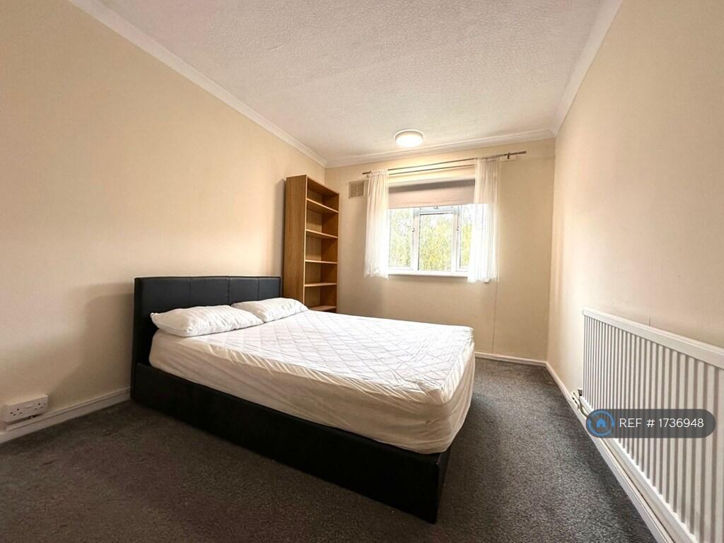 Double Bedroom 2