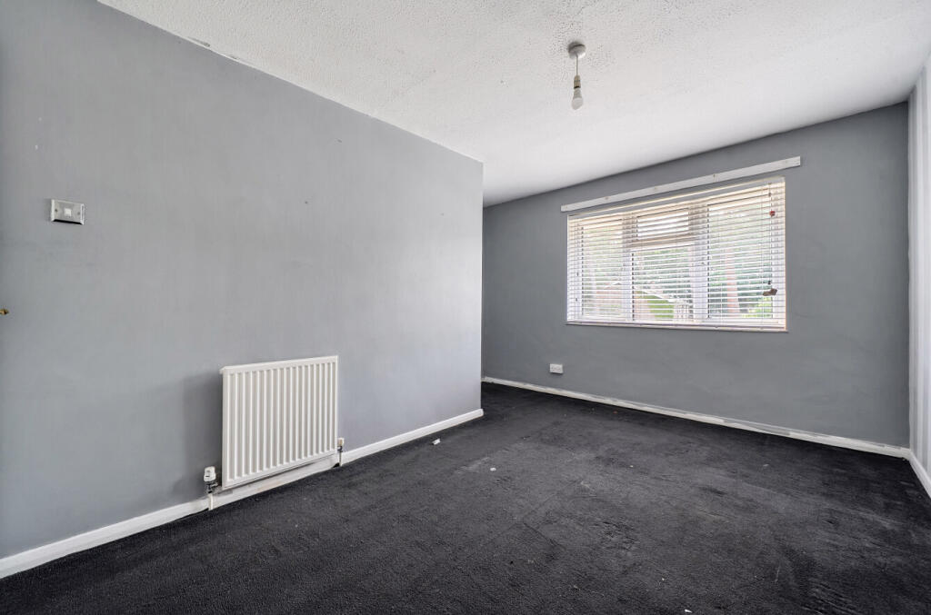 1343227-12-68a462...