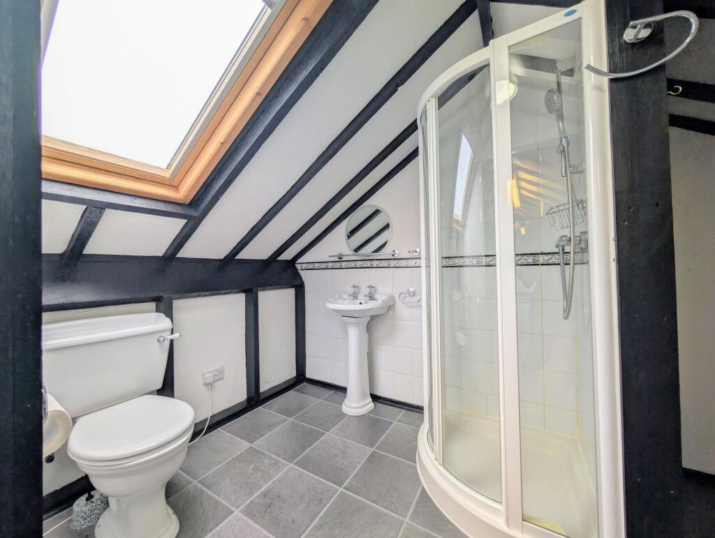 Shower Room (Flat)
