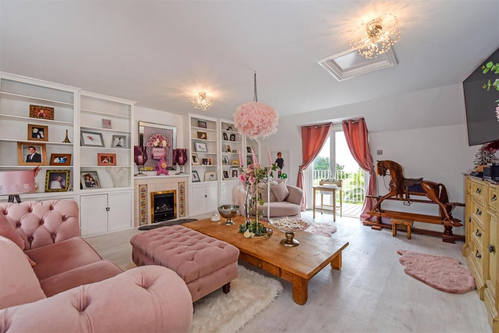 Lounge to Balcony.jpg