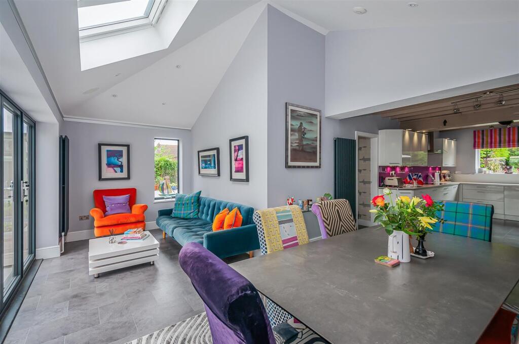 KITCHEN/DINING/ LIVING ROOM