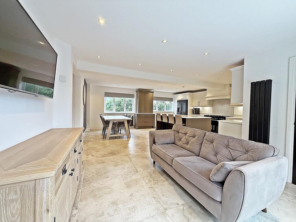 Kitchen/Diner/Family Room