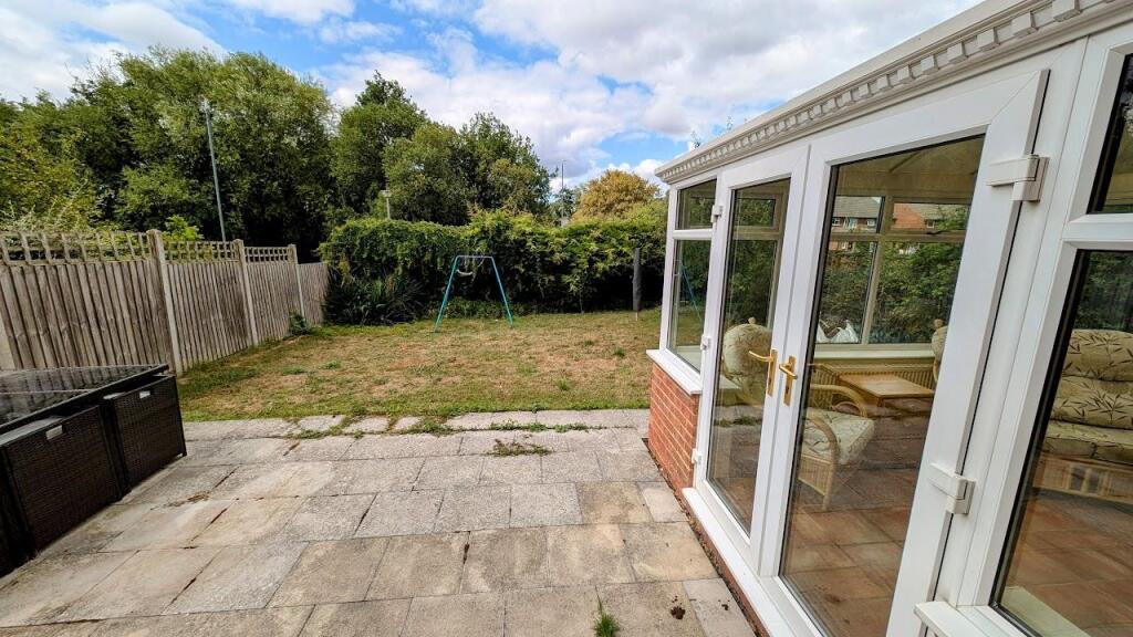 3 Mountbatten rear garden 1.jpg