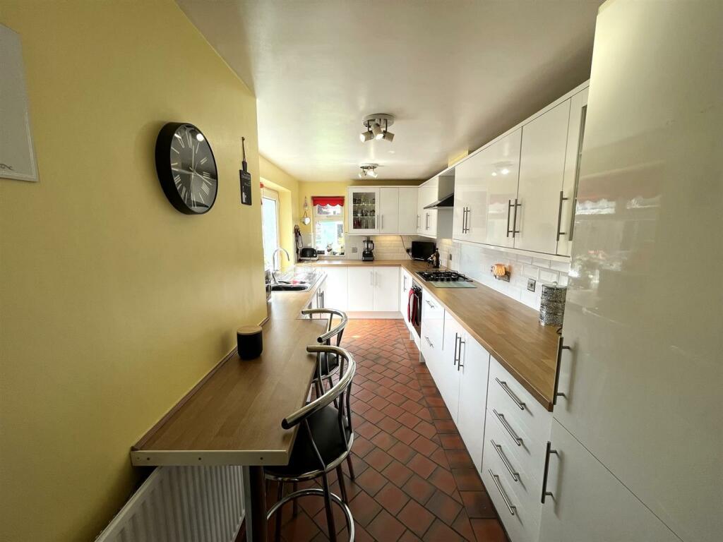 Browning Road, Kitchen