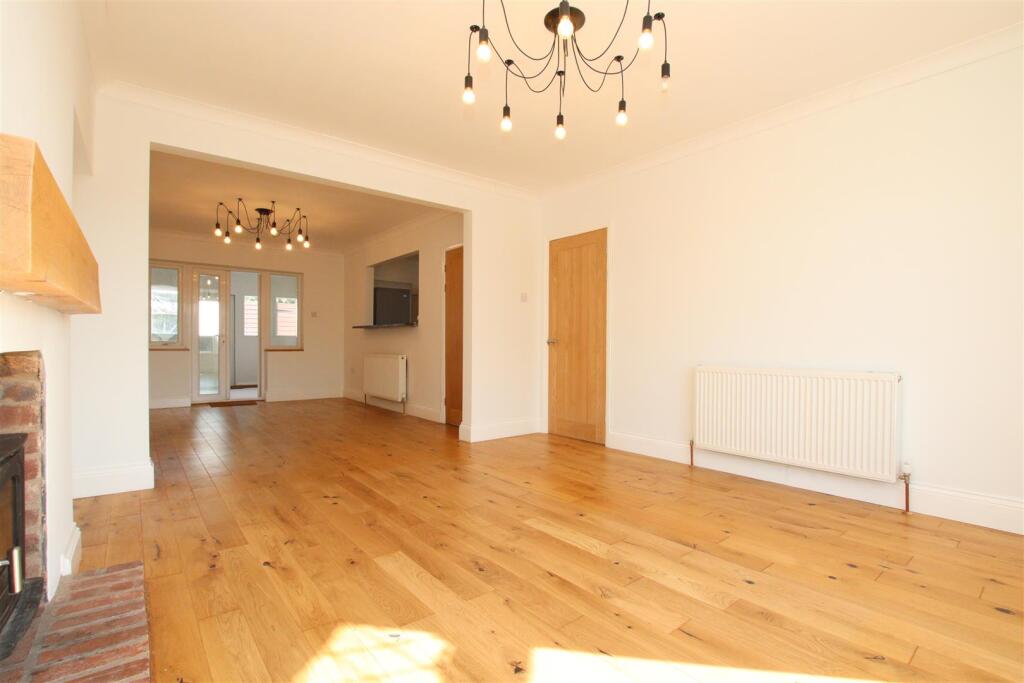 Living Dining Room.JPG