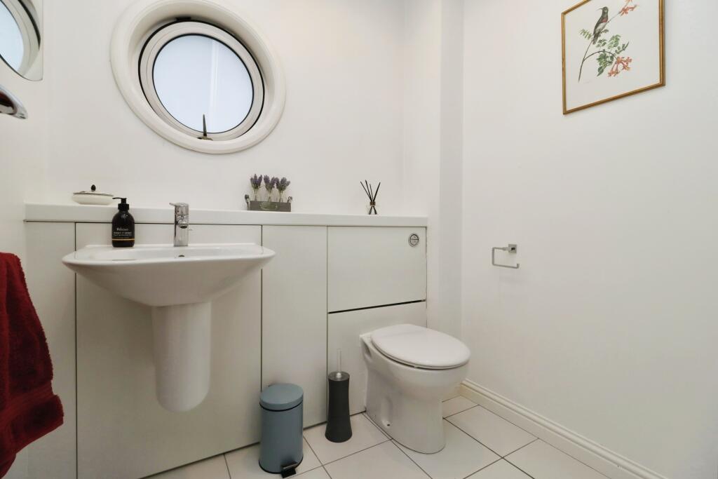 En Suite Shower Room