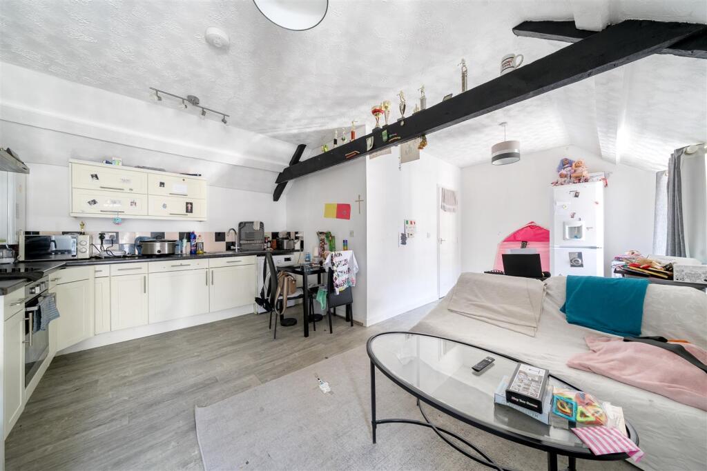 Flat 4