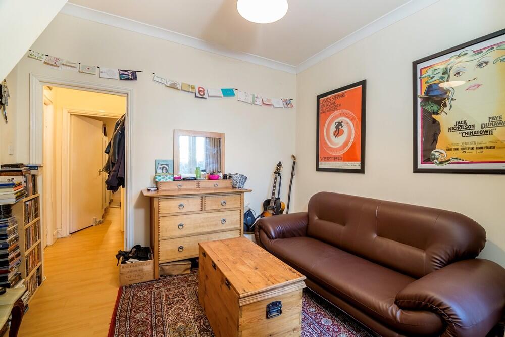 reception leighton r