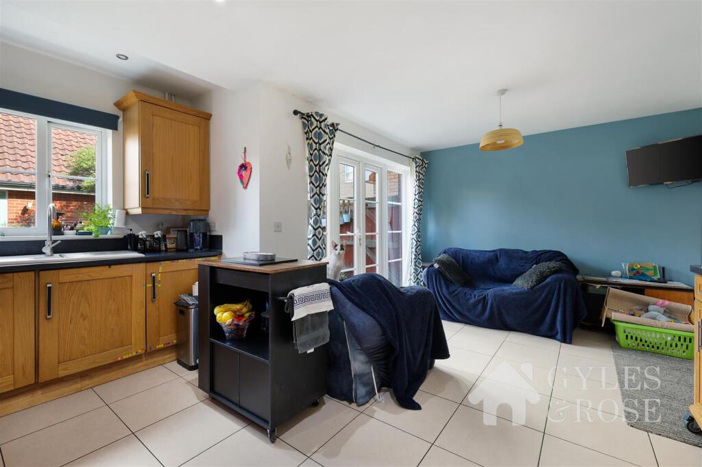 Kitchen/Diner/Living space