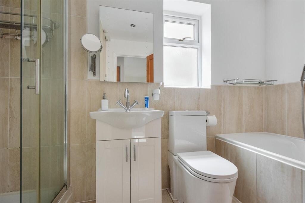 Bathroom.jpeg