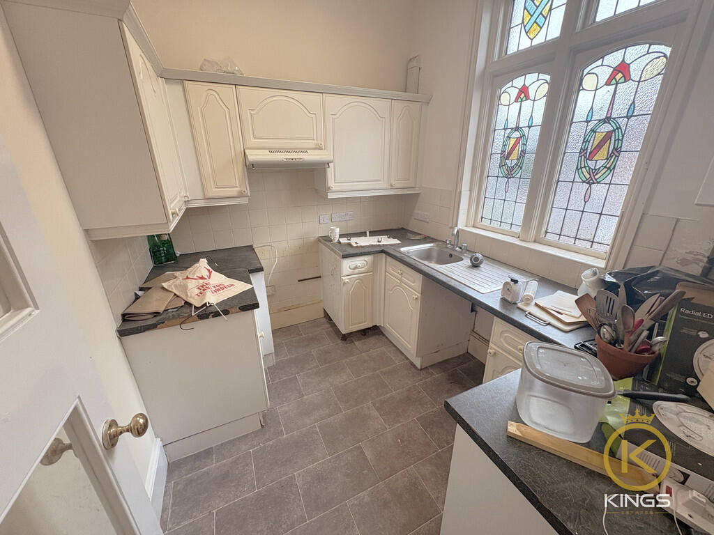 F2 249 LONDON ROA...