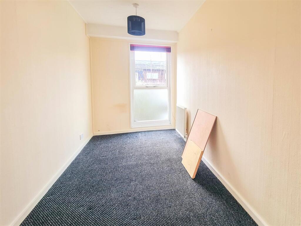 06-12-2025__15-50-11_28_St_Martins___bed_3.xAX4B.j