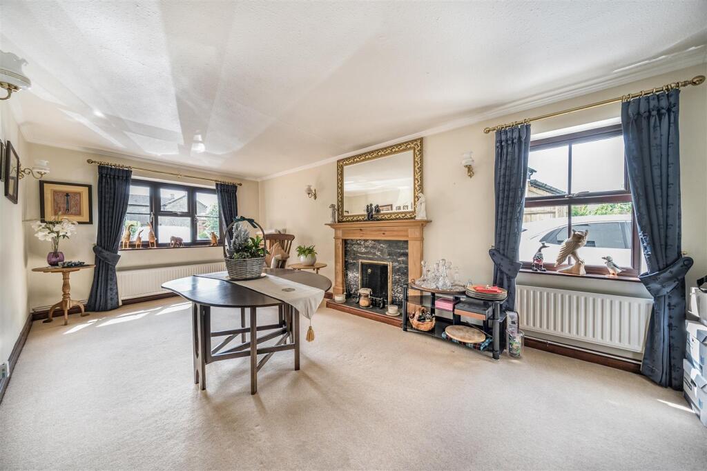 Apple Dene, 27 Careys Road, Pury End (19).jpg