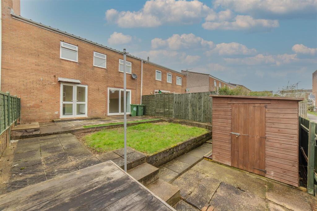 182 Charlton Greenmeadow-15.jpg