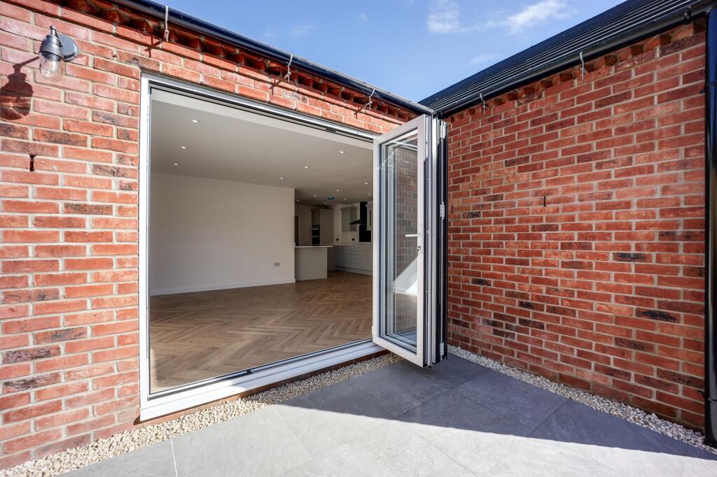 Open Plan Lounge/Kitchen/Dining Room