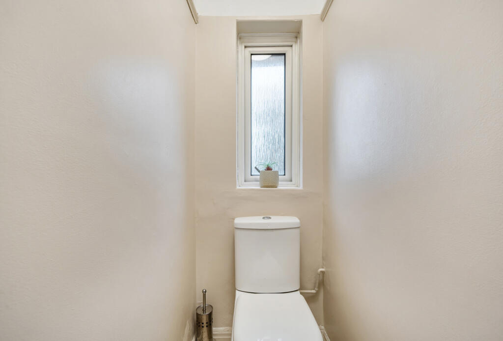 1369842-5-69021c7...