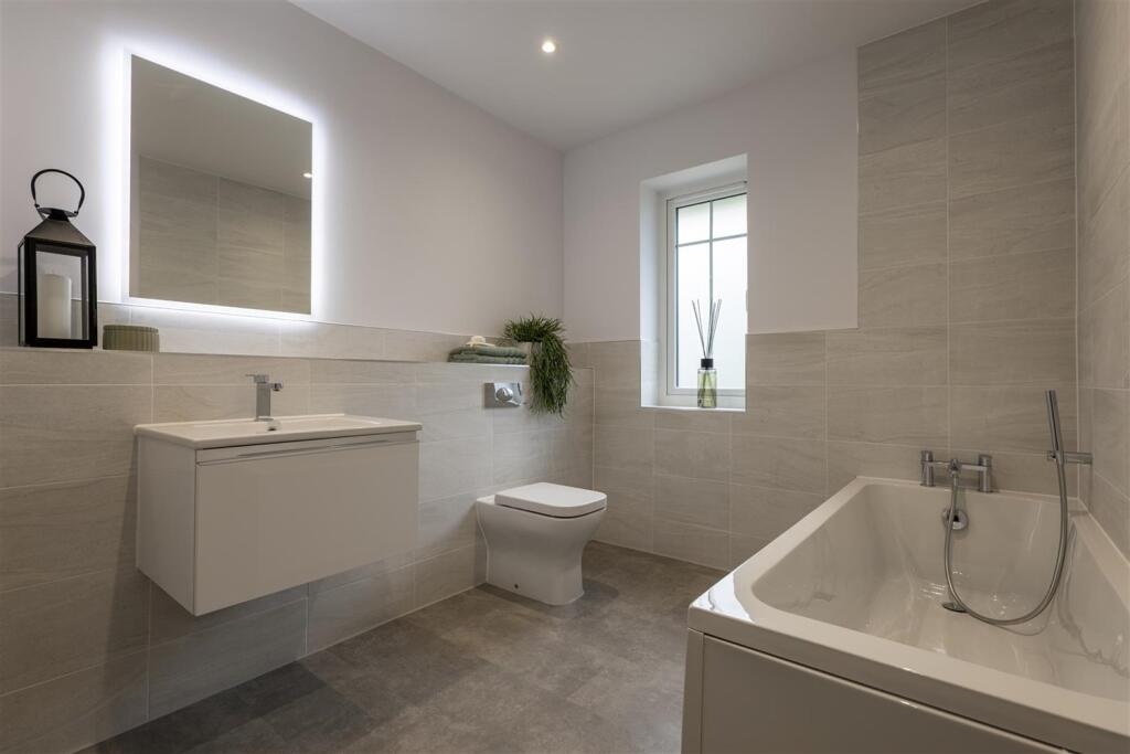 Family bathroom