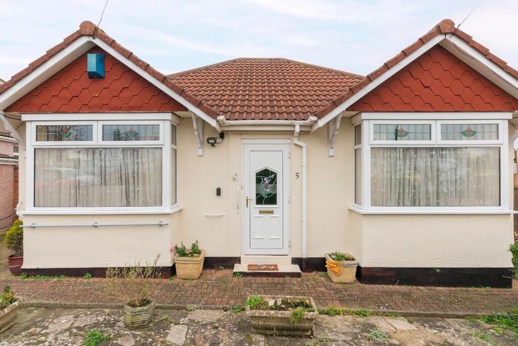 0C5RWH - External B.jpg