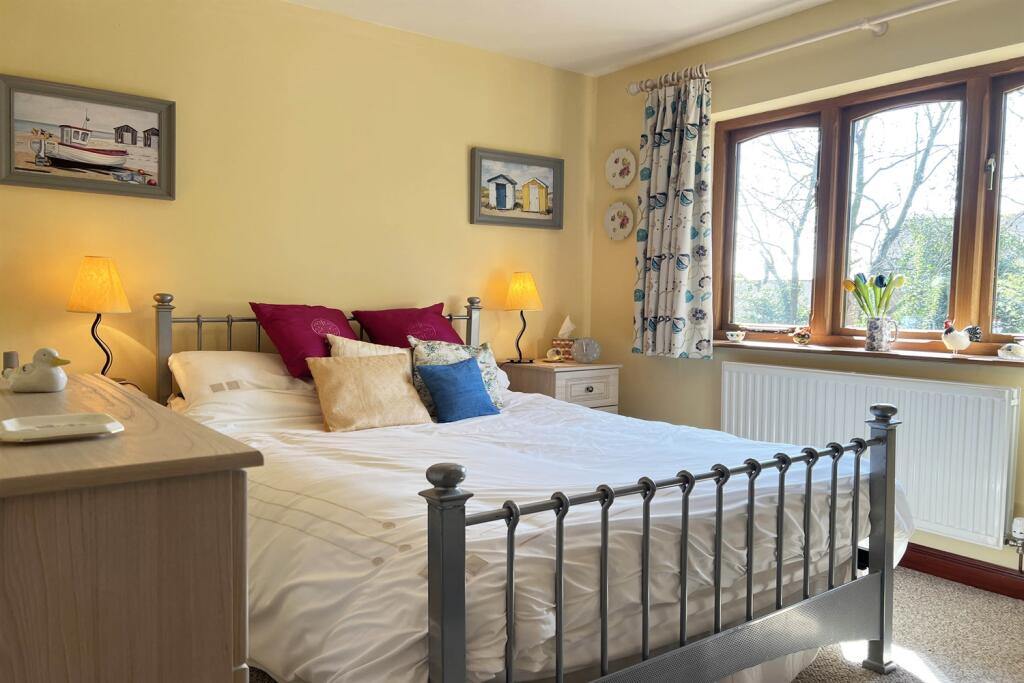 bed 3