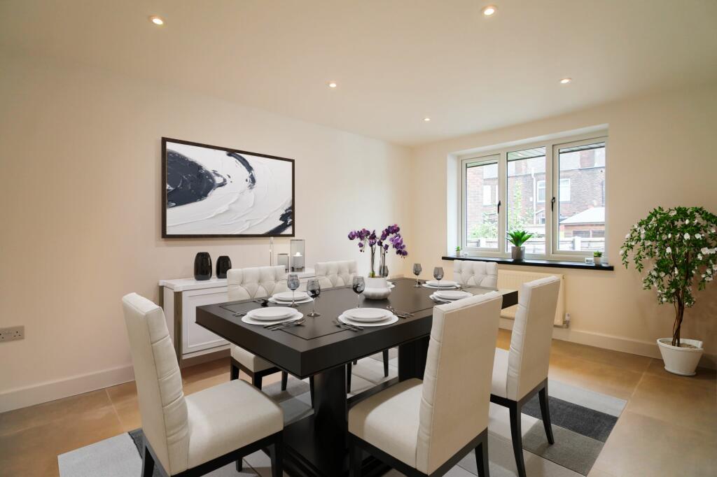 Virtually Staged Bed 3 / Dining Room 
