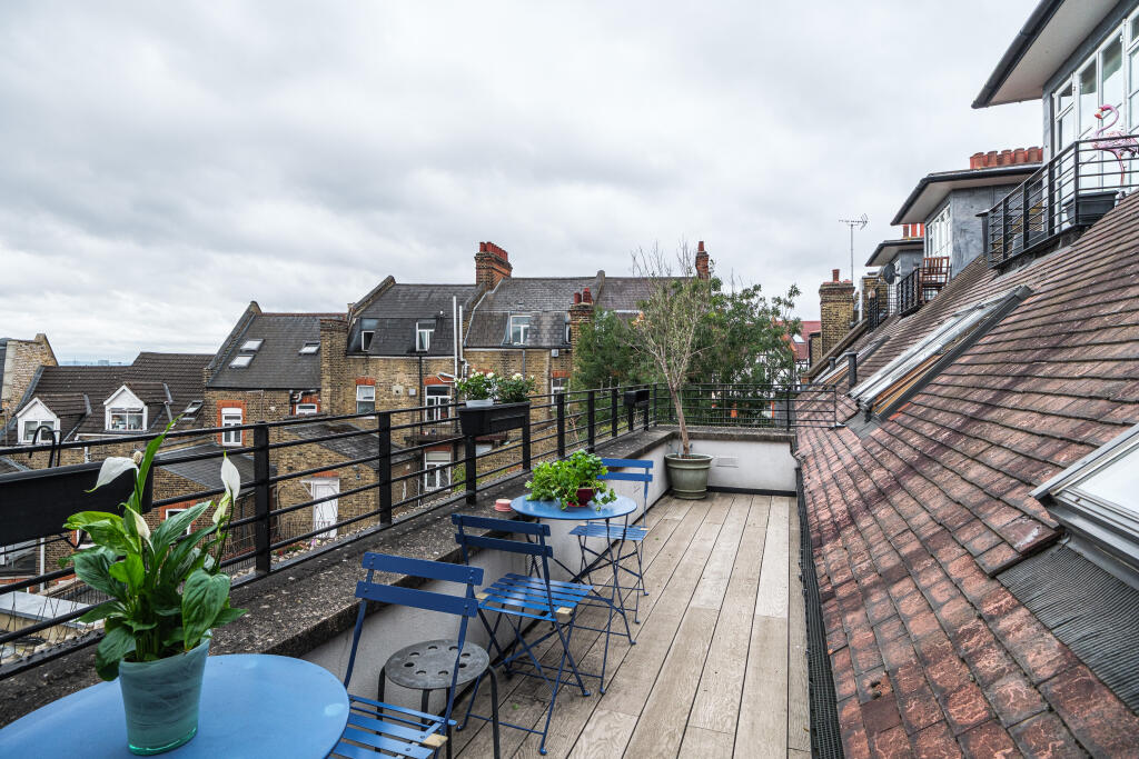 243A-WIMBLEDON-PARK-ROAD-35 (5).jpg