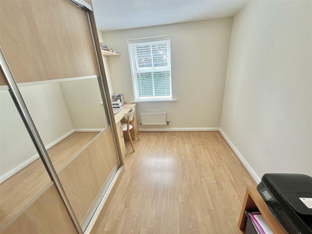 Bedroom 2 Aspect 2