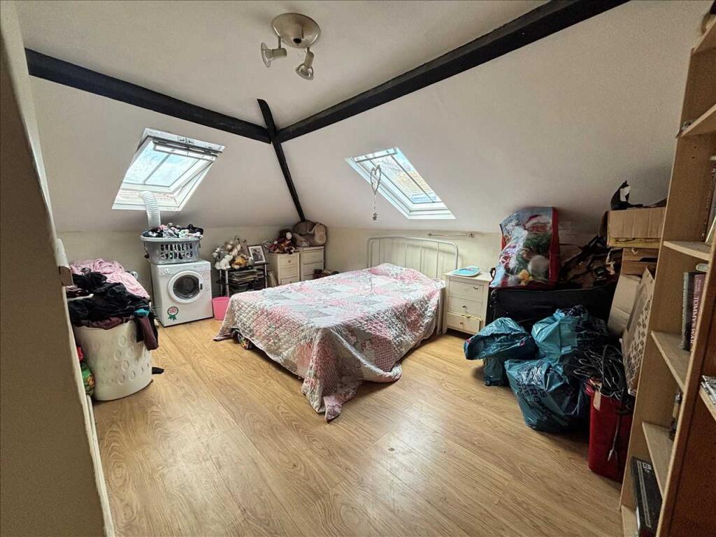 BEDROOM 3