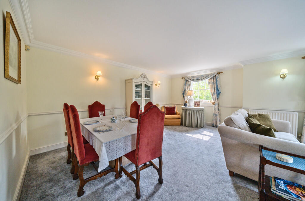 Living/Dining Room