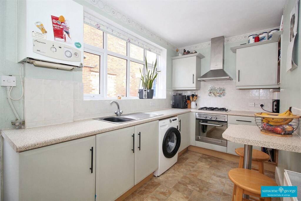 Kitchen/Breakfast Room
