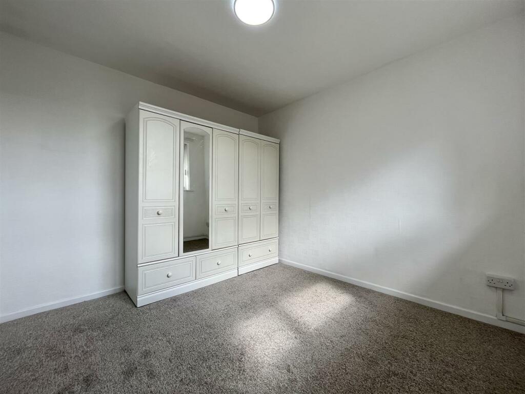 Bedroom 2 Aspect 2
