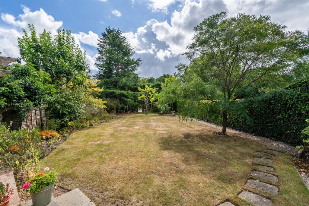 33A Alderbrook Road_102.jpg