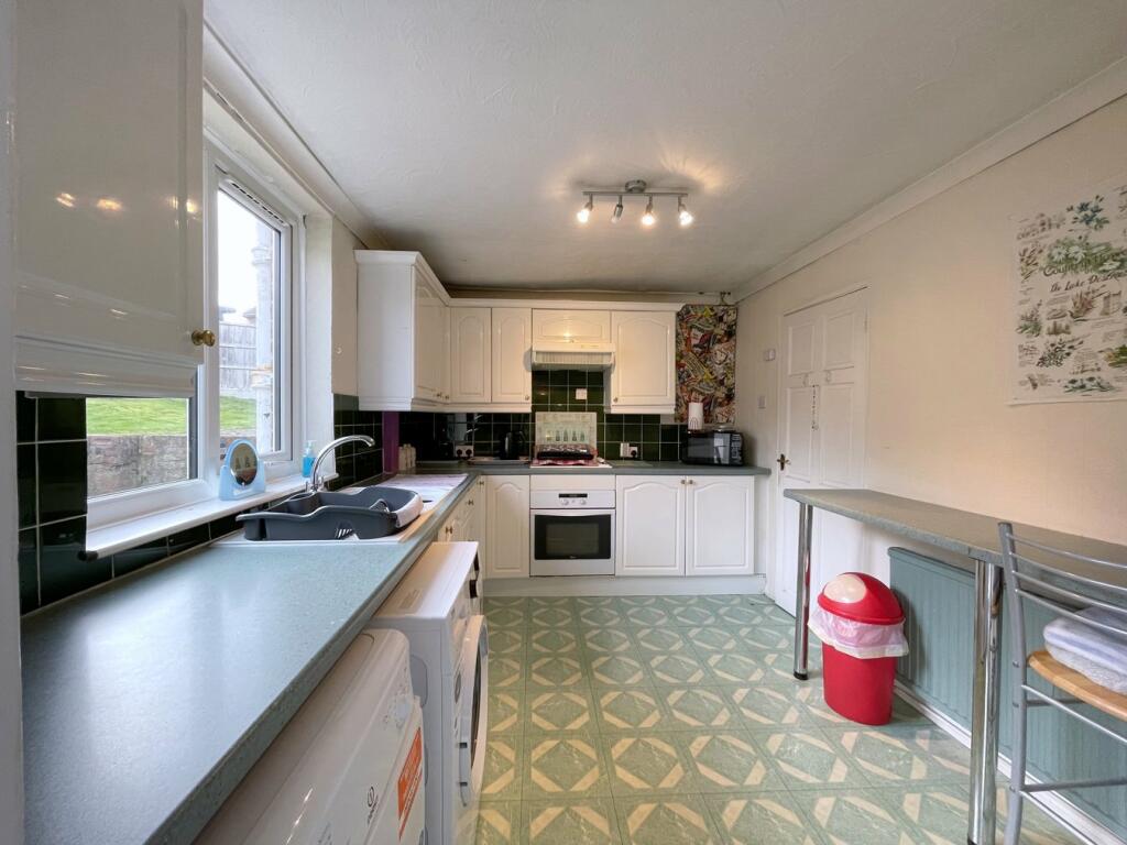 Kitchen/Breakfast Ro