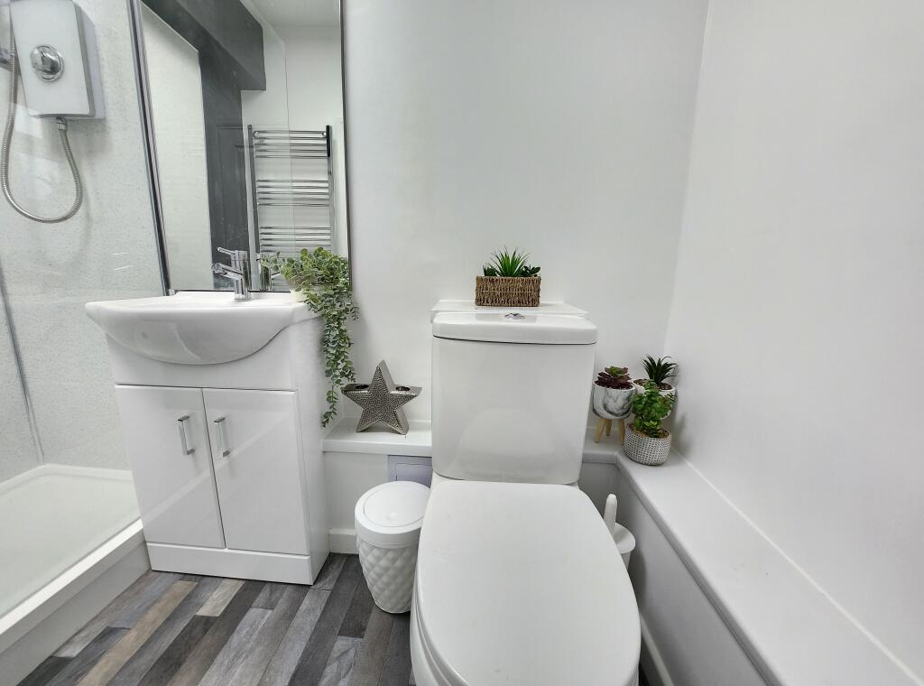 2022-12-10 12.56.34.